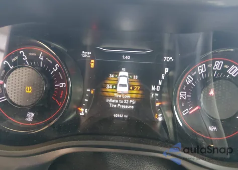 2019 Dodge Challenger Sxt z USA, uszkodzony, nr VIN 2C3CDZAG9KH612590